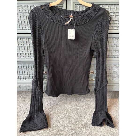 NWT FREE PEOPLE CUFFING SEASON TOP IN BLACK, $80 Small C5 - Picture 5 of 9